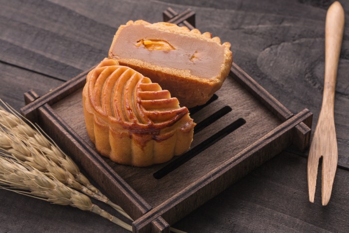 guangdong style mooncake